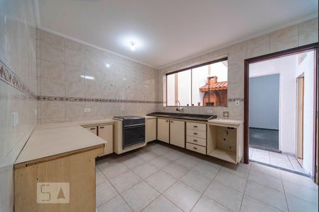 Casa à venda com 210m², 3 quartos e 8 vagas Casa à venda com 210m², 3 quartos e 8 vagasCozinha