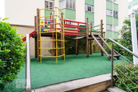 Apartamento para alugar com 62m², 2 quartos e 1 vaga Apartamento para alugar com 62m², 2 quartos e 1 vagaPlayground