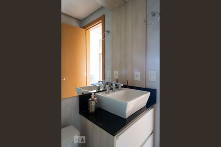 Apartamento para alugar com 62m², 2 quartos e 1 vaga Apartamento para alugar com 62m², 2 quartos e 1 vagaBanheiro