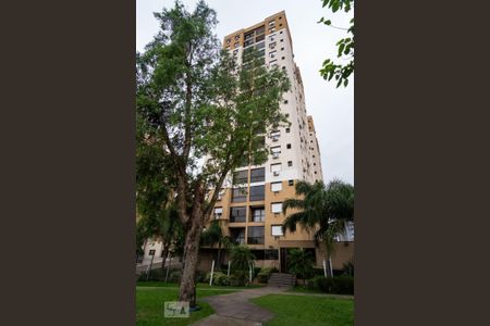 Apartamento para alugar com 62m², 2 quartos e 1 vaga Apartamento para alugar com 62m², 2 quartos e 1 vagaFachada