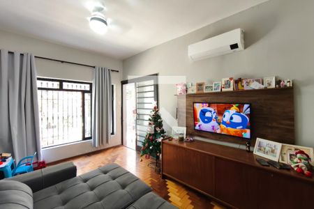 Sala de Estar de casa para alugar com 3 quartos, 120m² em Jardim Rosália Iv, Campinas