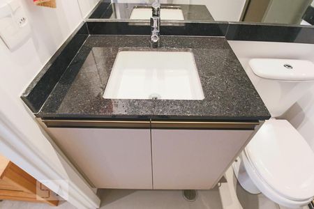 Studio para alugar com 40m², 1 quarto e 1 vaga Studio para alugar com 40m², 1 quarto e 1 vagaBanheiro