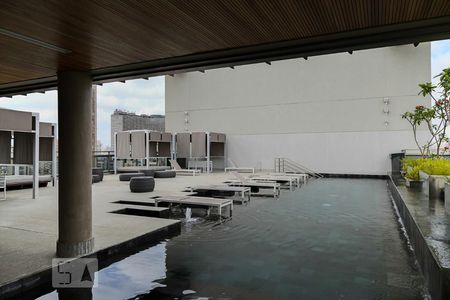 Studio para alugar com 40m², 1 quarto e 1 vaga Studio para alugar com 40m², 1 quarto e 1 vagaPiscina