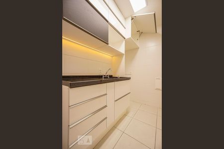 Apartamento à venda com 58m², 2 quartos e 1 vagaCozinha
