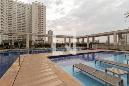 Apartamento para alugar com 120m², 2 quartos e 2 vagas Apartamento para alugar com 120m², 2 quartos e 2 vagasÁrea comum - Piscina