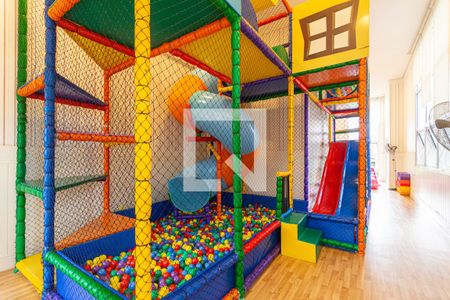Apartamento para alugar com 120m², 2 quartos e 2 vagas Apartamento para alugar com 120m², 2 quartos e 2 vagasÁrea comum - Brinquedoteca