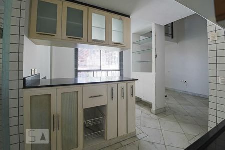Cozinha de apartamento para alugar com 1 quarto, 60m² em Cerqueira César, São Paulo