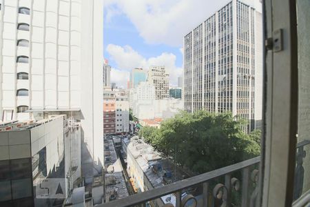 Vista de apartamento para alugar com 1 quarto, 60m² em Cerqueira César, São Paulo