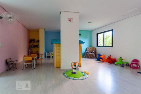 Apartamento para alugar com 138m², 3 quartos e 2 vagasÁrea Comum - Brinquedoteca