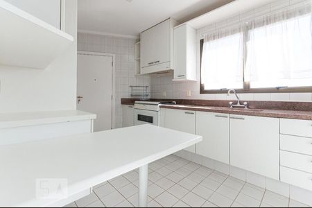 Apartamento para alugar com 138m², 3 quartos e 2 vagasCozinha