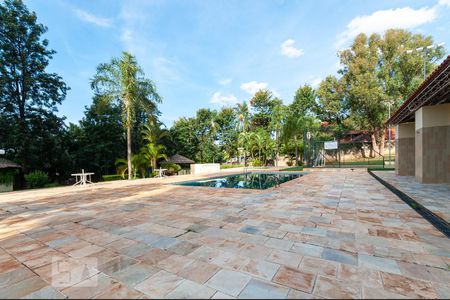 Apartamento para alugar com 138m², 3 quartos e 2 vagasÁrea Comum - Piscinas