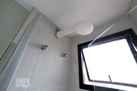 Apartamento à venda com 120m², 2 quartos e 2 vagas Apartamento à venda com 120m², 2 quartos e 2 vagasBanheiro