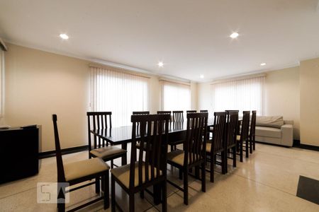 Apartamento à venda com 120m², 2 quartos e 2 vagas Apartamento à venda com 120m², 2 quartos e 2 vagasSalão de Festas