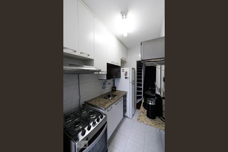 Apartamento à venda com 120m², 2 quartos e 2 vagas Apartamento à venda com 120m², 2 quartos e 2 vagasCozinha