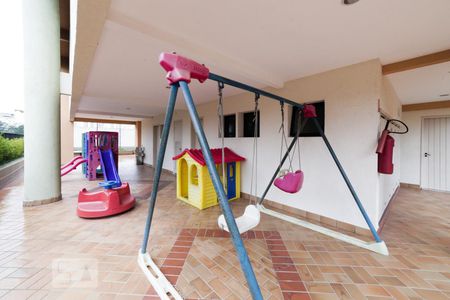 Apartamento à venda com 120m², 2 quartos e 2 vagas Apartamento à venda com 120m², 2 quartos e 2 vagasPlayground