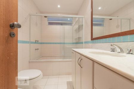 Apartamento à venda com 300m², 3 quartos e 1 vagaBanheiro