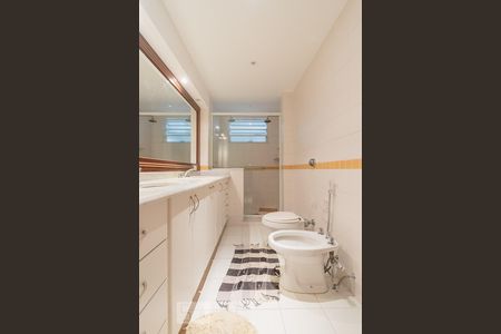 Apartamento à venda com 300m², 3 quartos e 1 vagaBanheiro da Suíte