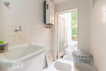 Apartamento à venda com 300m², 3 quartos e 1 vagaÁrea de Serviço