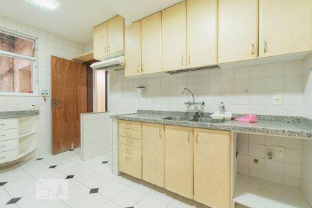 Apartamento à venda com 300m², 3 quartos e 1 vagaCozinha