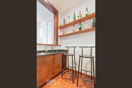 Apartamento à venda com 300m², 3 quartos e 1 vagaSala