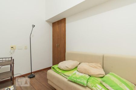 Apartamento à venda com 300m², 3 quartos e 1 vagaDependência