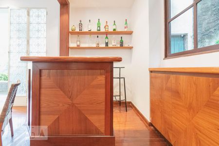 Apartamento à venda com 300m², 3 quartos e 1 vagaSala