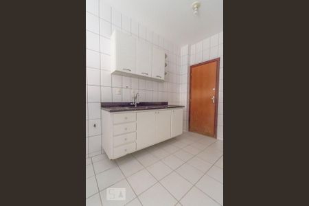 Apartamento para alugar com 100m², 2 quartos e 1 vaga Apartamento para alugar com 100m², 2 quartos e 1 vagaCozinha