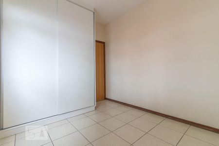 Apartamento para alugar com 100m², 2 quartos e 1 vaga Apartamento para alugar com 100m², 2 quartos e 1 vagaQuarto