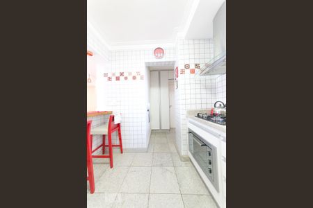 Apartamento à venda com 95m², 3 quartos e 2 vagas Apartamento à venda com 95m², 3 quartos e 2 vagasCozinha
