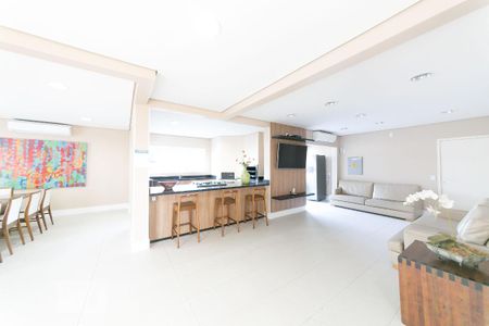 Apartamento à venda com 95m², 3 quartos e 2 vagas Apartamento à venda com 95m², 3 quartos e 2 vagasSalão de Festas