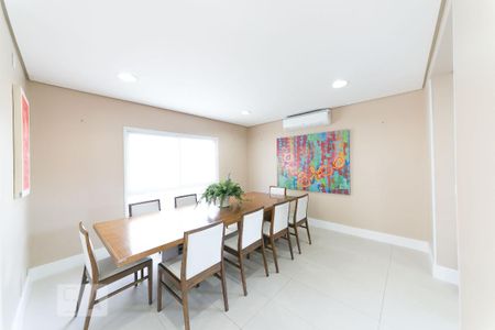 Apartamento à venda com 95m², 3 quartos e 2 vagas Apartamento à venda com 95m², 3 quartos e 2 vagasSalão de Festas