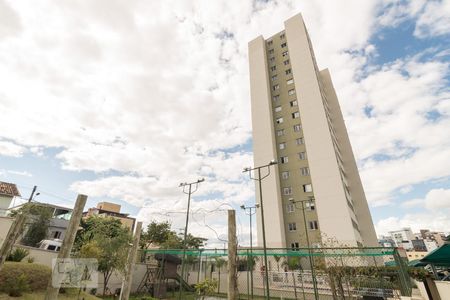 Apartamento para alugar com 55m², 2 quartos e 1 vagaFachada