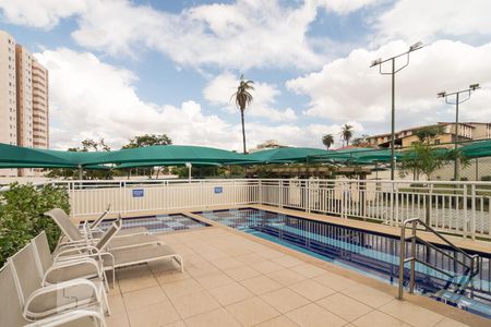 Apartamento para alugar com 55m², 2 quartos e 1 vagaPiscina