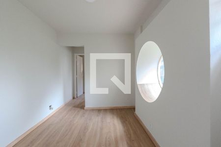 Apartamento à venda com 28m², 1 quarto e sem vaga Apartamento à venda com 28m², 1 quarto e sem vagaSala