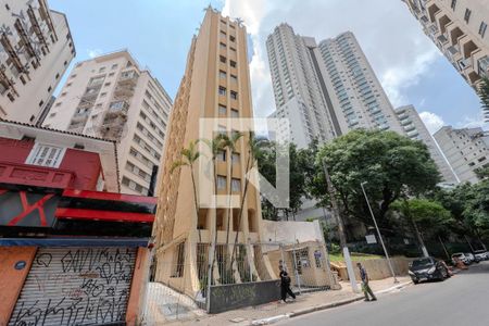 Apartamento à venda com 28m², 1 quarto e sem vaga Apartamento à venda com 28m², 1 quarto e sem vagaFachada