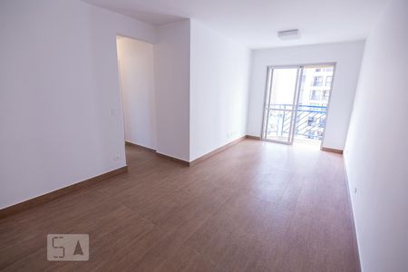 Sala de apartamento para alugar com 3 quartos, 68m² em Perdizes, São Paulo