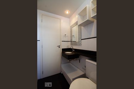 Banheiro de apartamento para alugar com 2 quartos, 52m² em Bonfim, Campinas