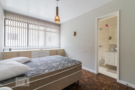 Apartamento para alugar com 117m², 3 quartos e 1 vagaSuite