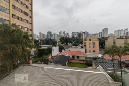 Vista da sala de apartamento para alugar com 3 quartos, 117m² em Água Verde, Curitiba