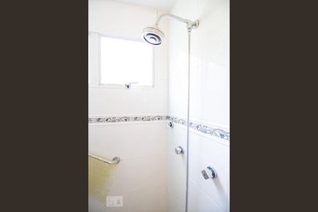 Apartamento à venda com 280m², 3 quartos e 2 vagas Apartamento à venda com 280m², 3 quartos e 2 vagasBanheiro Suite