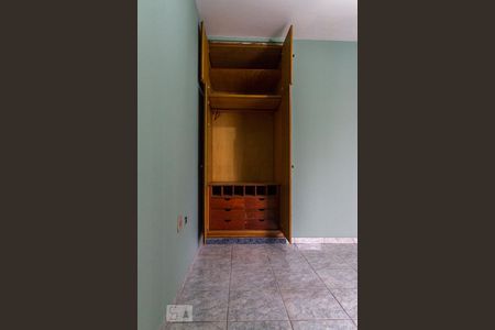 Armário do Quarto 2  de casa para alugar com 2 quartos, 85m² em Mooca, São Paulo