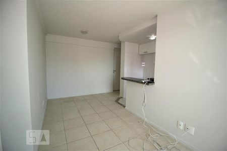 Sala de apartamento à venda com 3 quartos, 70m² em Jacarepaguá, Rio de Janeiro