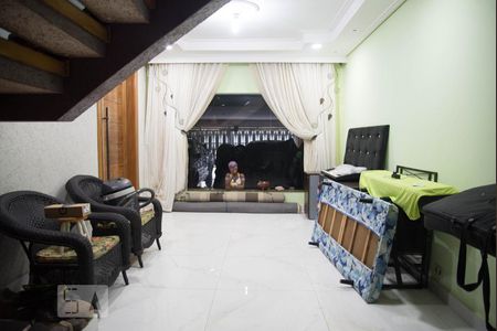 Sala de casa à venda com 3 quartos, 400m² em Vila Baruel, São Paulo