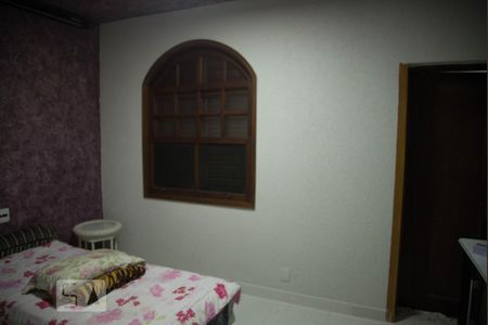 Suite 1  de casa à venda com 3 quartos, 400m² em Vila Baruel, São Paulo
