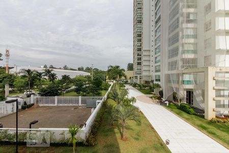Apartamento para alugar com 190m², 3 quartos e 3 vagas Apartamento para alugar com 190m², 3 quartos e 3 vagasVista