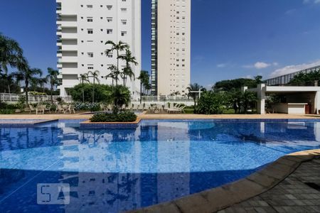 Apartamento para alugar com 190m², 3 quartos e 3 vagas Apartamento para alugar com 190m², 3 quartos e 3 vagasPiscina