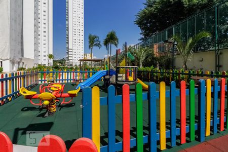 Apartamento para alugar com 190m², 3 quartos e 3 vagas Apartamento para alugar com 190m², 3 quartos e 3 vagasPlayground