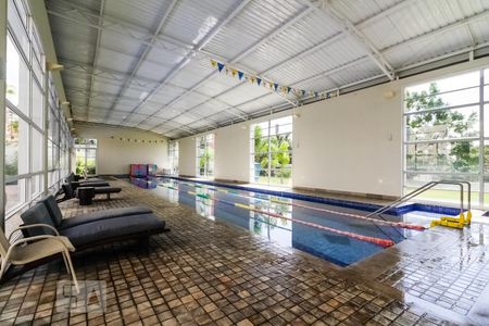 Apartamento para alugar com 190m², 3 quartos e 3 vagas Apartamento para alugar com 190m², 3 quartos e 3 vagasPiscina