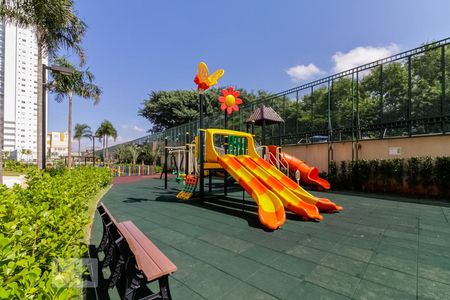 Apartamento para alugar com 190m², 3 quartos e 3 vagas Apartamento para alugar com 190m², 3 quartos e 3 vagasPlayground