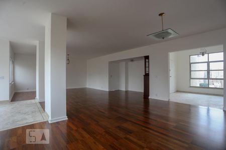 Sala de apartamento para alugar com 3 quartos, 218m² em Cerqueira César, São Paulo